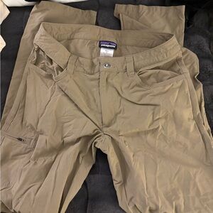 Men’s Patagonia hiking pant